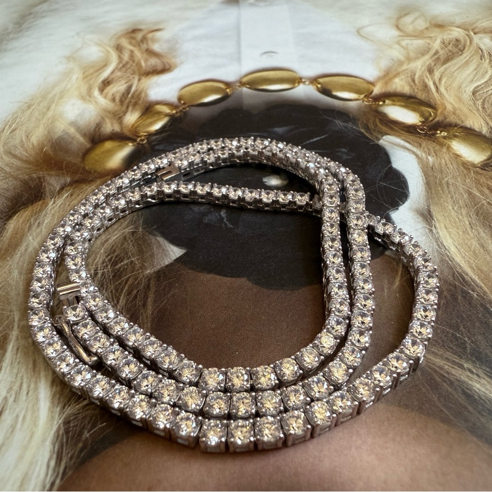 Tennis necklace